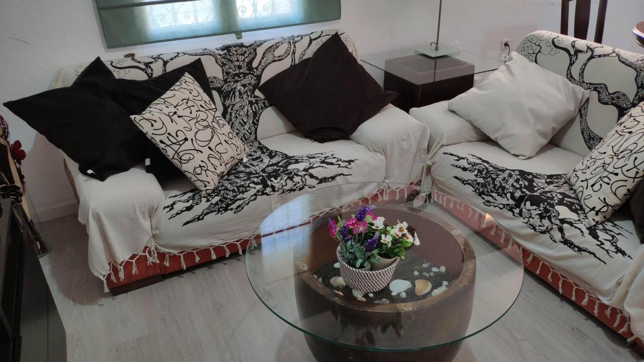 Fabulosa Casa Del Arbol Málaga Eksteriør bilde